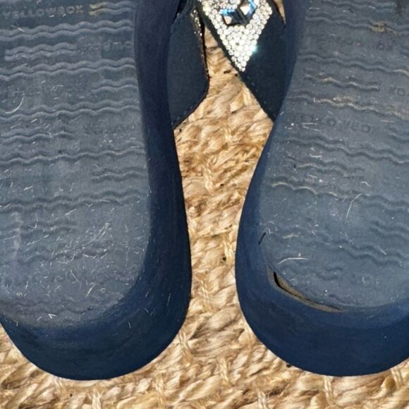 ๐๐ YellowโBox Belmac Jeweled Wedge Flip-Flops โ Size 9.5 ๐๐ - Picture 8 of 8